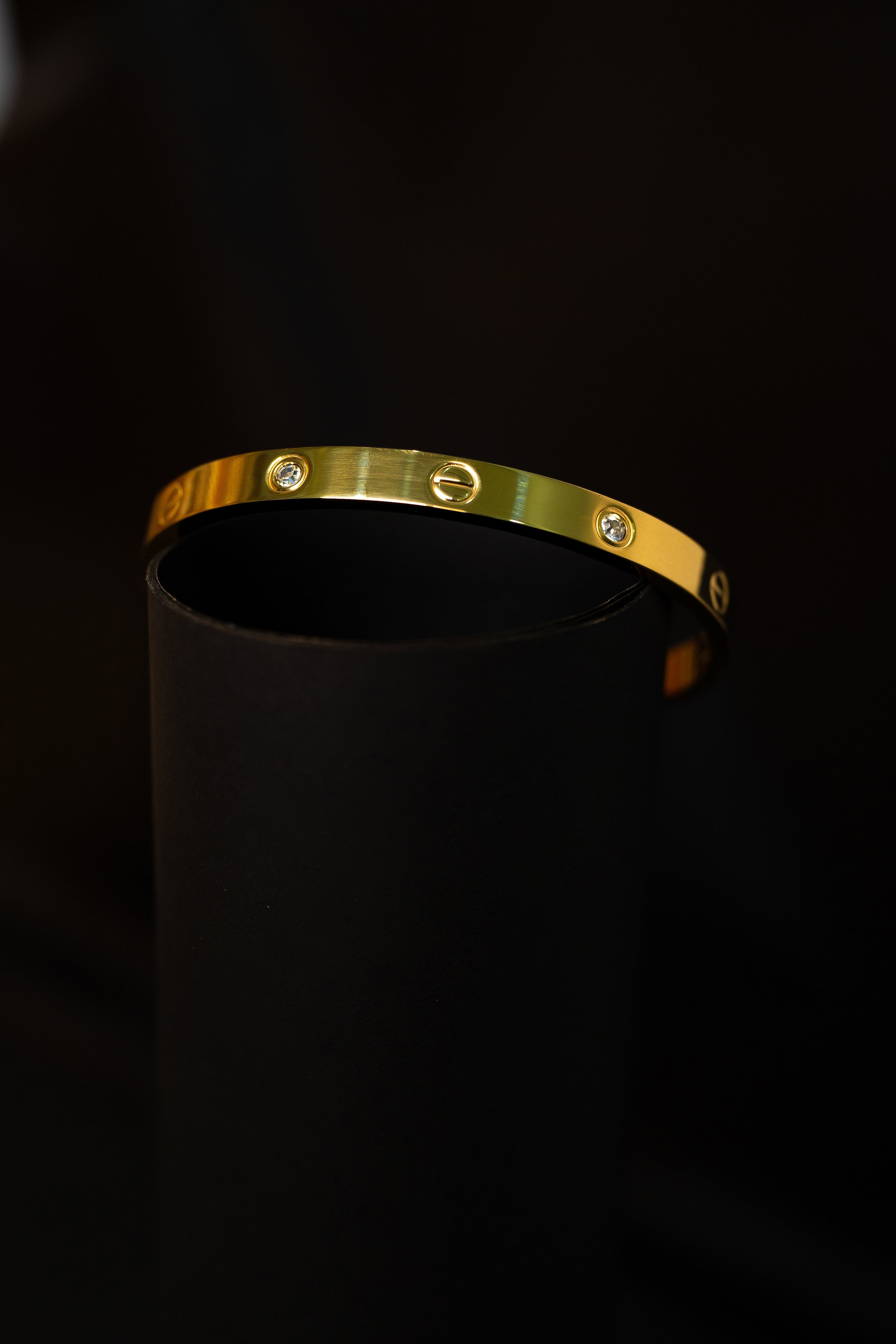 Stainless steel gold bracelet with crystal accents
