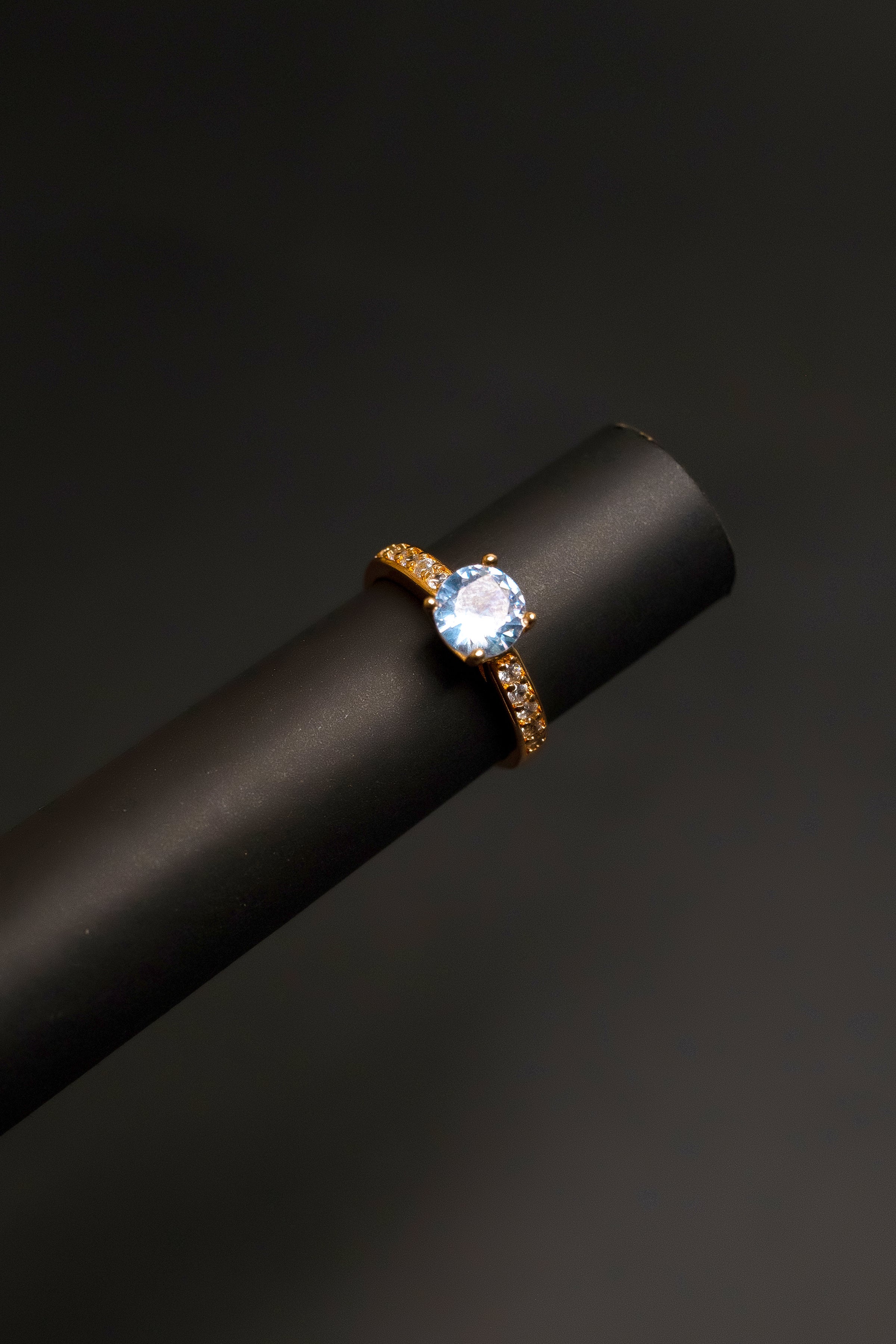 Elegant and stunning diamond ring