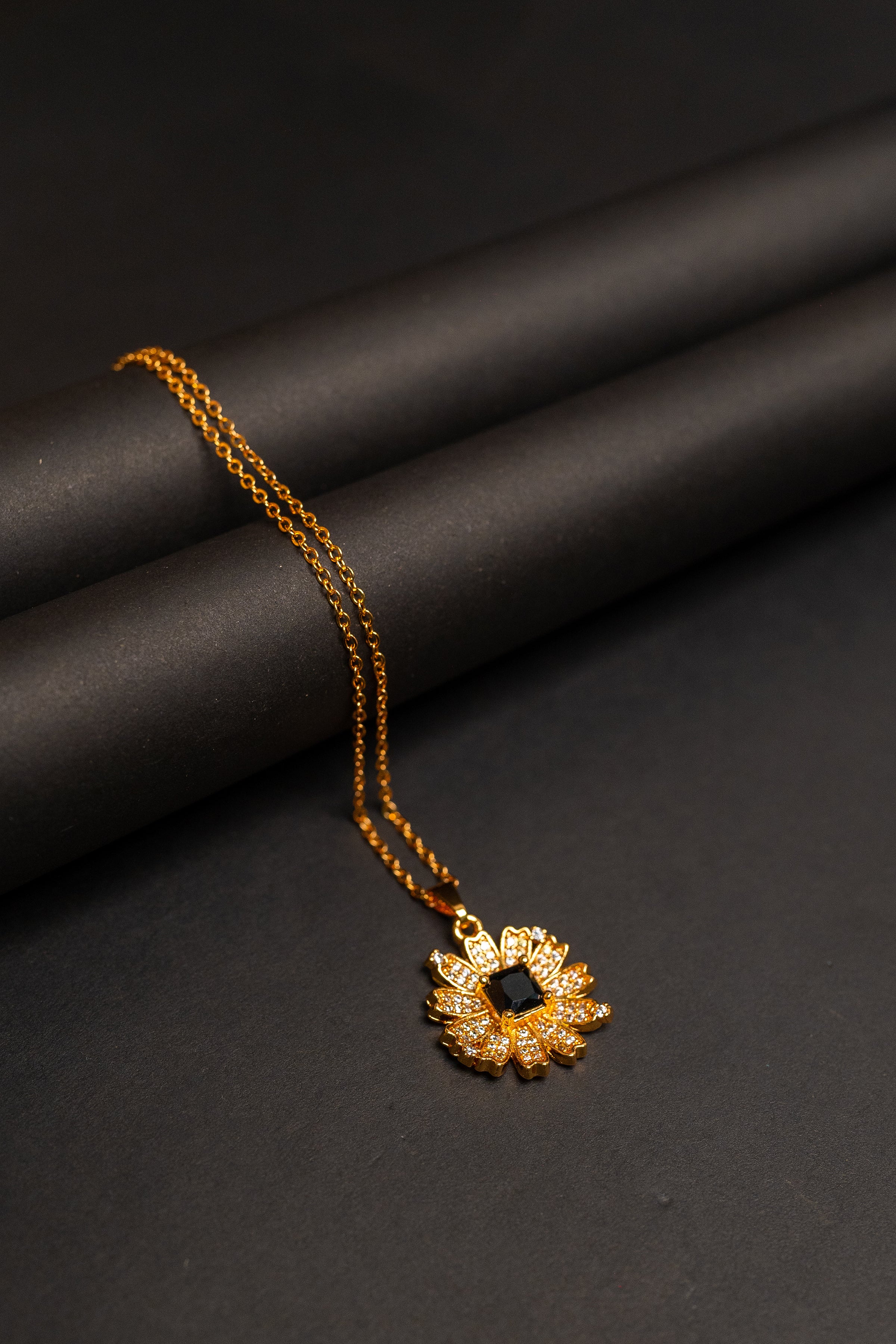 Gold Floral Pendant Necklace