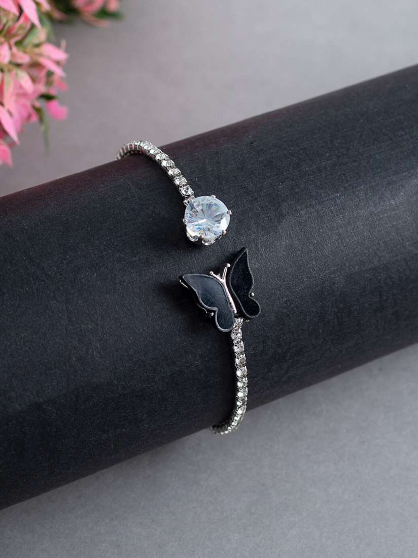 Elegant Butterfly Bracelet for Women & Girls – Sparkling Luxury Charm