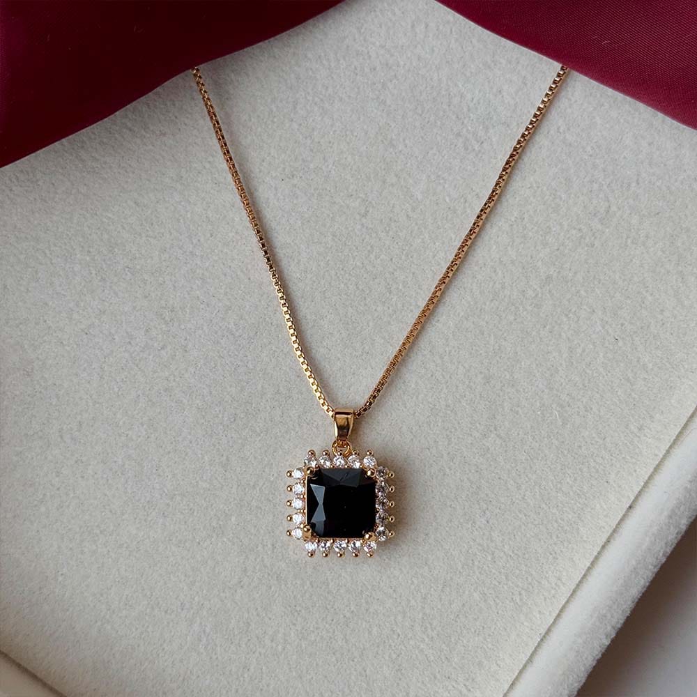 Elegant gemstone pendant necklace